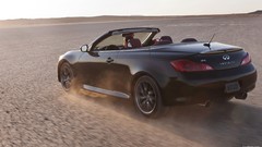 Cars convertible Infiniti