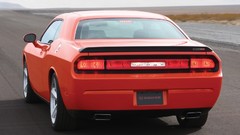 Cars dodge challenger 2008 Dodge Challenger SRT8