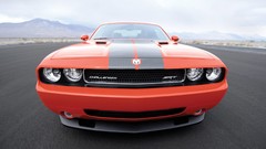 Cars dodge challenger Dodge Challenger SRT8