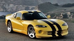 Cars dodge viper