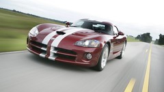 Cars dodge viper srt10