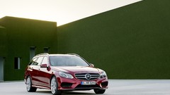 Cars estate Mercedes-Benz E-Class