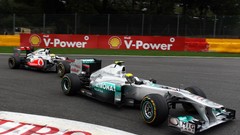 Cars formula one battles