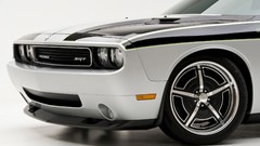 Cars front dodge challenger