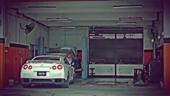 Cars Garages Nissan vehicles nissan gt-r white cars
