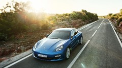 Cars hybrid Porsche Panamera