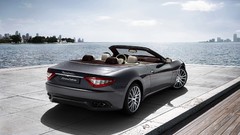 Cars Maserati GranCabrio