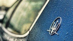 Cars Maserati water drops