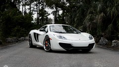 Cars mclaren mp4-12c