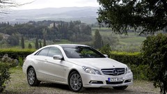 Cars Mercedes-Benz Coupé Mercedes-Benz E-Class