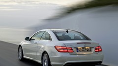Cars Mercedes-Benz Coupé Mercedes-Benz E-Class