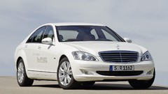 Cars Mercedes-Benz hybrid