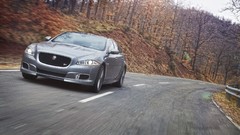 Cars motion Jaguar xjr