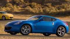 Cars nissan 370z blue