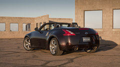 Cars nissan fairlady z34