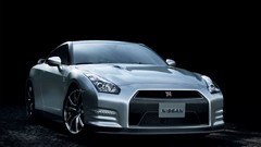 Cars Nissan GT