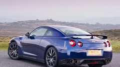 Cars Nissan GT-R R35