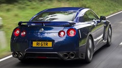 Cars Nissan GT-R R35