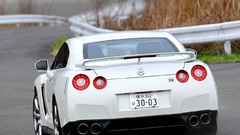 Cars Nissan GT-R R35