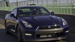 Cars Nissan GT-R R35