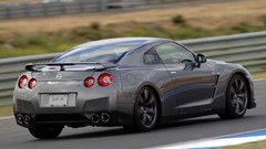 Cars Nissan GT-R R35