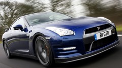 Cars Nissan GT-R R35