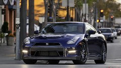 Cars Nissan GT-R R35