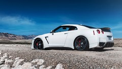 Cars nissan gtr white cars