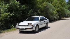 Cars Nissan white road