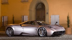 Cars Pagani Huayra