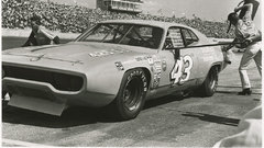 Cars plymouth Plymouth Road