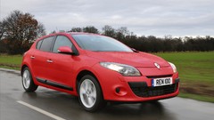 Cars Renault vehicles red cars