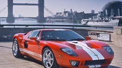 Cars ride ford gt