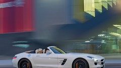 Cars roadster Mercedes-Benz Mercedes-Benz SLS AMG E-Cell