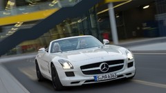 Cars roadster Mercedes-Benz Mercedes-Benz SLS AMG E-Cell