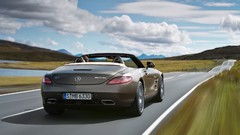 Cars roadster Mercedes-Benz Mercedes-Benz SLS AMG E-Cell