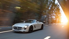 Cars roadster Mercedes-Benz Mercedes-Benz SLS AMG E-Cell