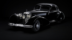 Cars side view Mercedes-Benz