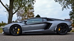 Cars supercar Lamborghini-Aventador