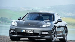 Cars turbo Porsche Panamera