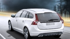Cars Volvo hybrid vehicles