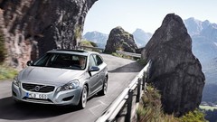 Cars Volvo hybrid vehicles