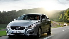 Cars Volvo hybrid vehicles