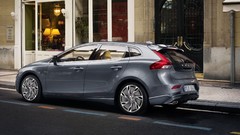 Cars Volvo V40