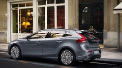 Cars Volvo V40