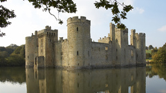 Castle high Bodiam Resolution