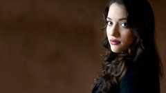 Celebrity Actress brunettes kat dennings huge boobs