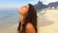 Celebrity beach girls Andreia Rodrigues main