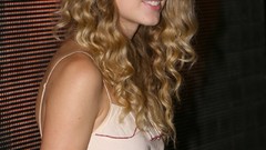 Celebrity blondes taylor swift singers