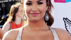 Celebrity demi lovato